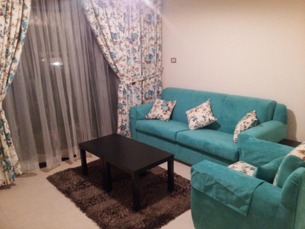 Cozy Dair Ghbar Apartment Ammán Kültér fotó